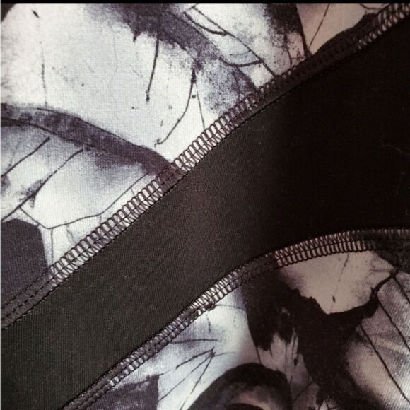 M LOLE BLACK & WHITE Yoga Running LEGGINGS Pants - Picture 2 of 5